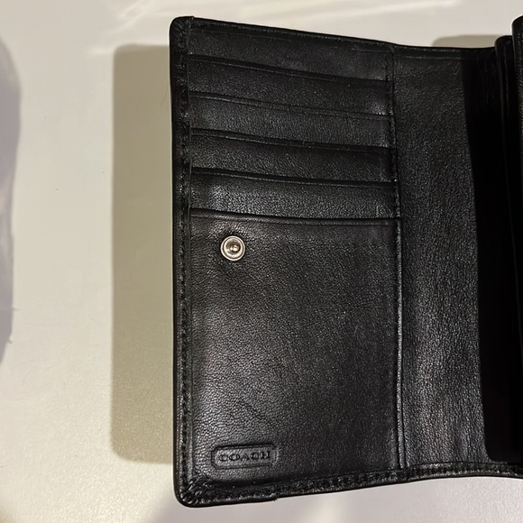 Coach Clutch Style Black Soft Leather Wallet w/Blue Fabric Inside ALMOST NEW - Picture 6 of 16